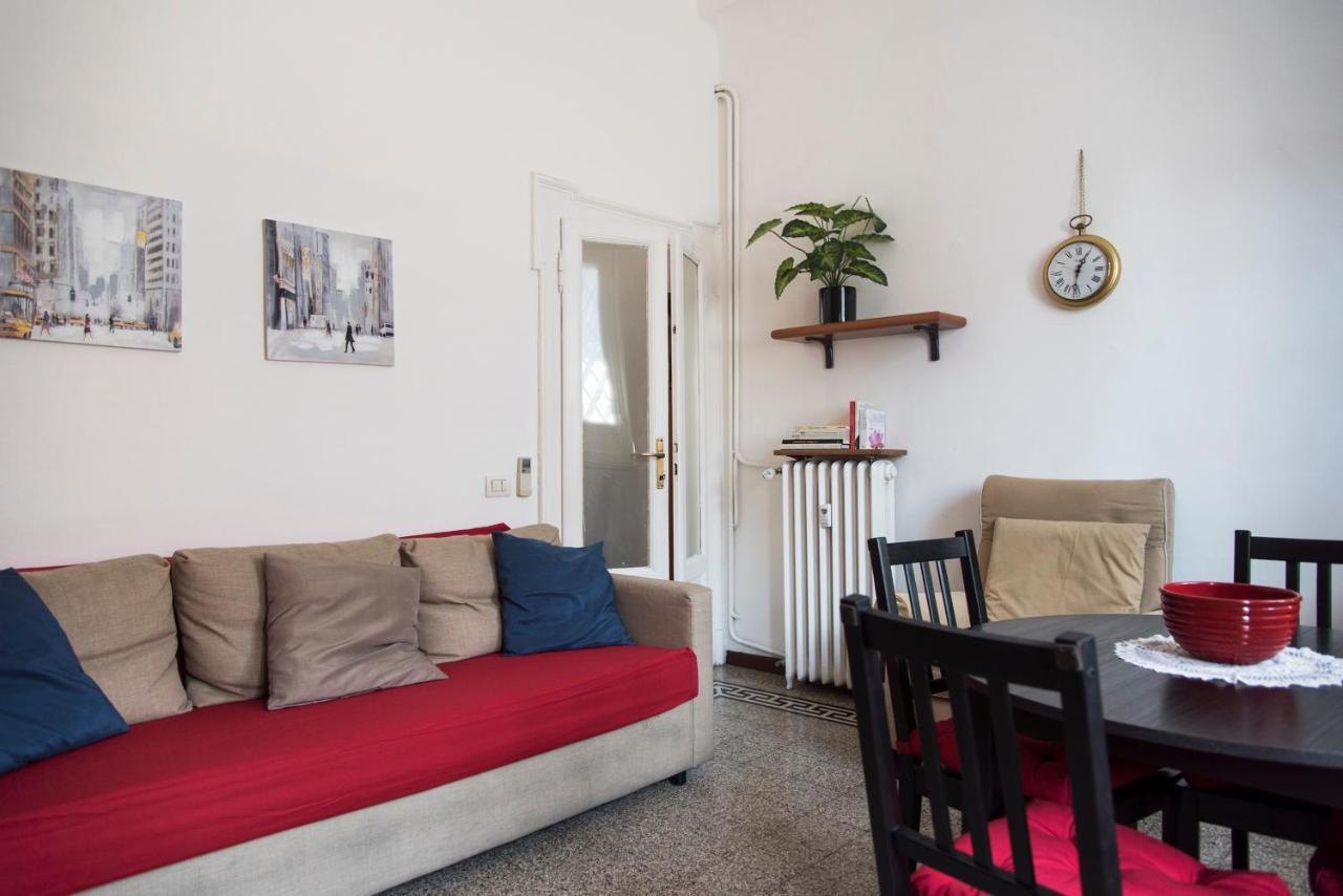 Peaceful Court Apartment In Shopping District Milán Exterior foto